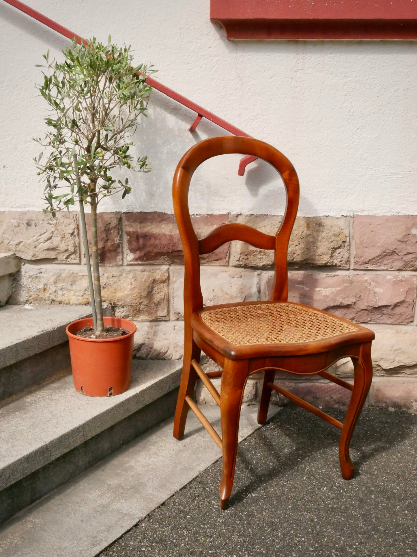 Lot de 2 chaises en bois massif et assise en rotin - Excellent état
