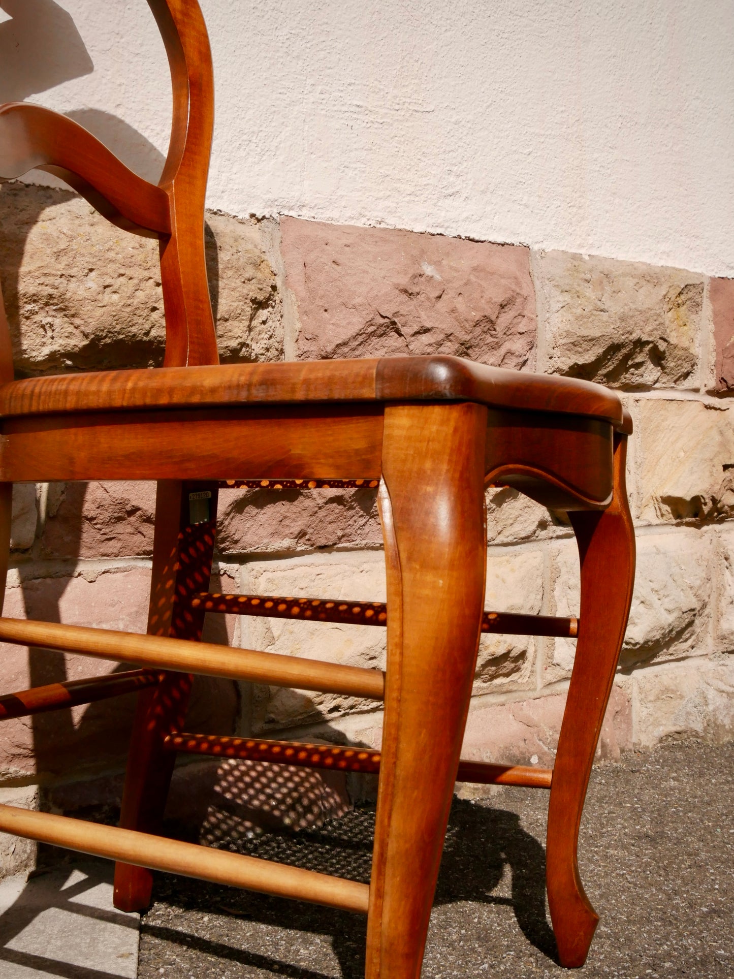 Lot de 2 chaises en bois massif et assise en rotin - Excellent état
